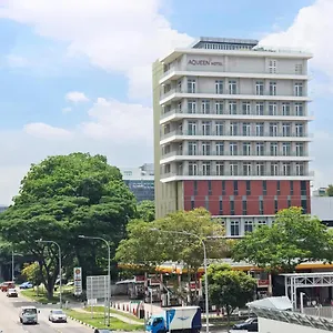Aqueen Paya Lebar Сингапур